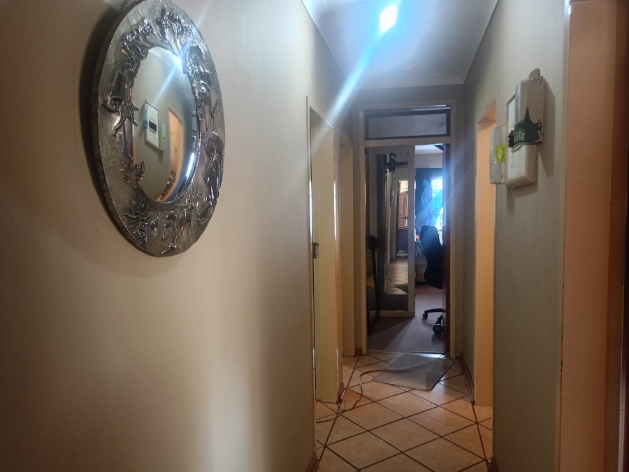 3 Bedroom Property for Sale in Sonland Park Gauteng
