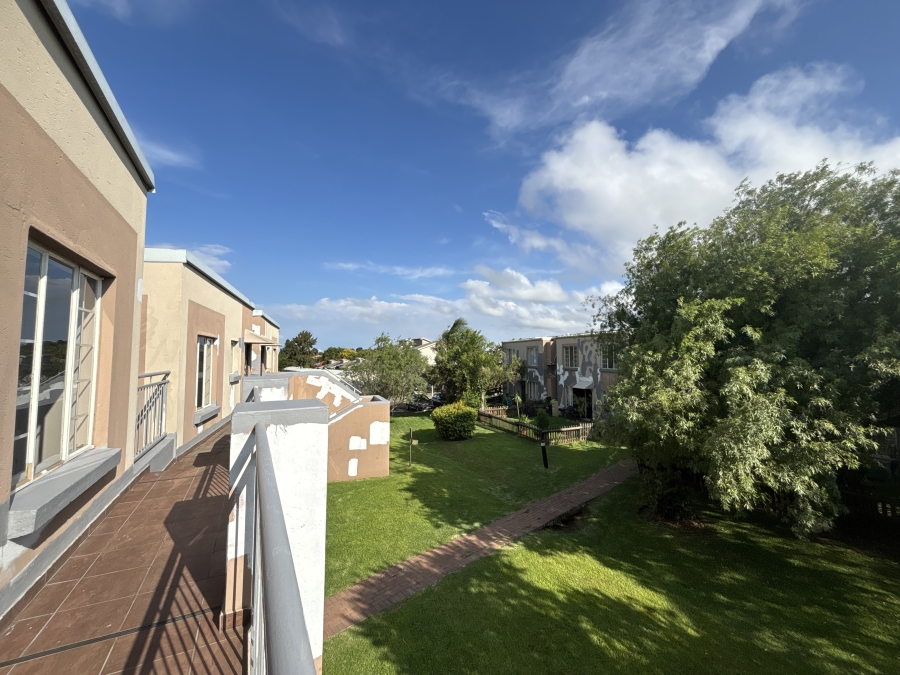 2 Bedroom Property for Sale in Norton Park Gauteng