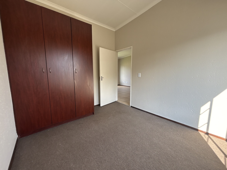 2 Bedroom Property for Sale in Norton Park Gauteng