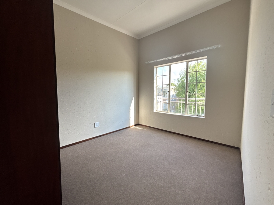 2 Bedroom Property for Sale in Norton Park Gauteng