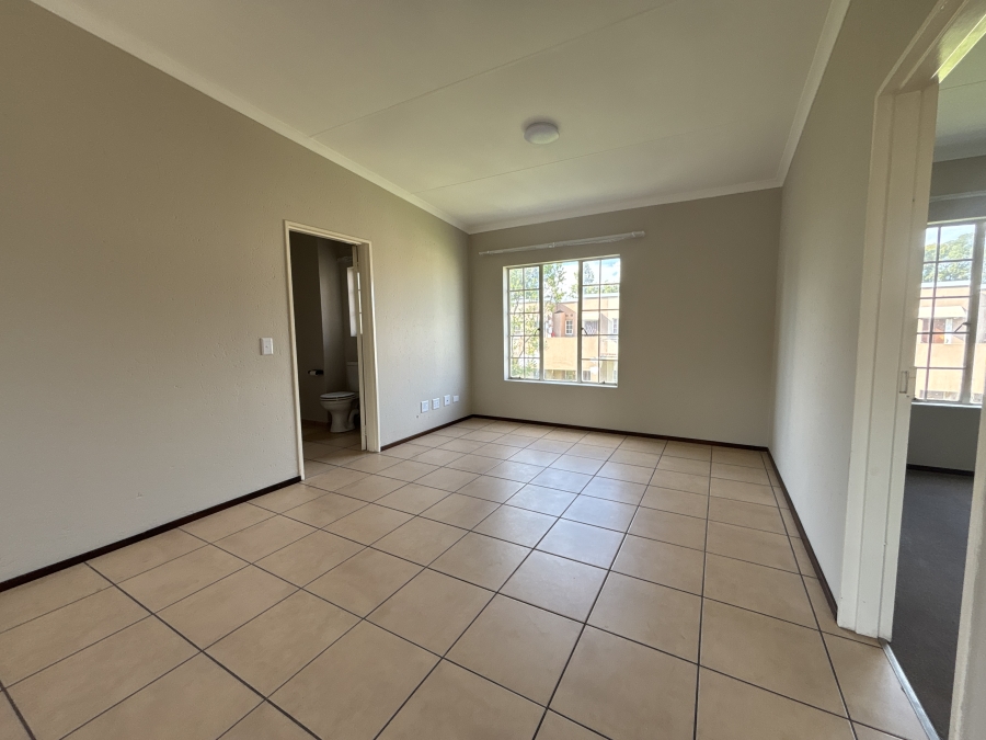 2 Bedroom Property for Sale in Norton Park Gauteng