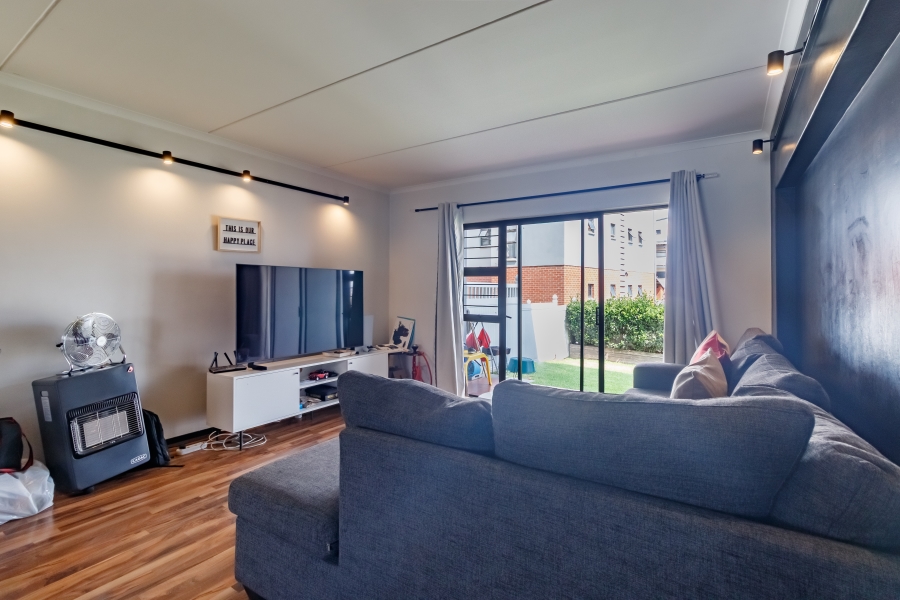 2 Bedroom Property for Sale in Barbeque Downs Gauteng