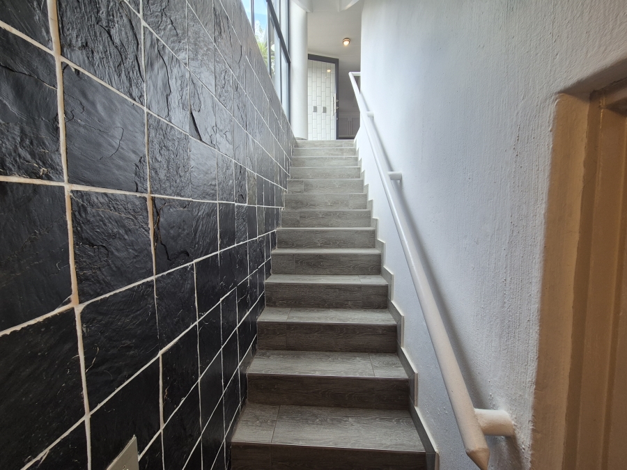 2 Bedroom Property for Sale in Bassonia Gauteng