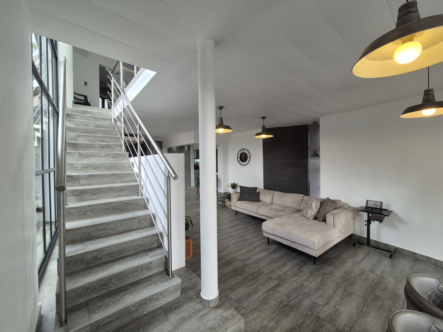 2 Bedroom Property for Sale in Bassonia Gauteng