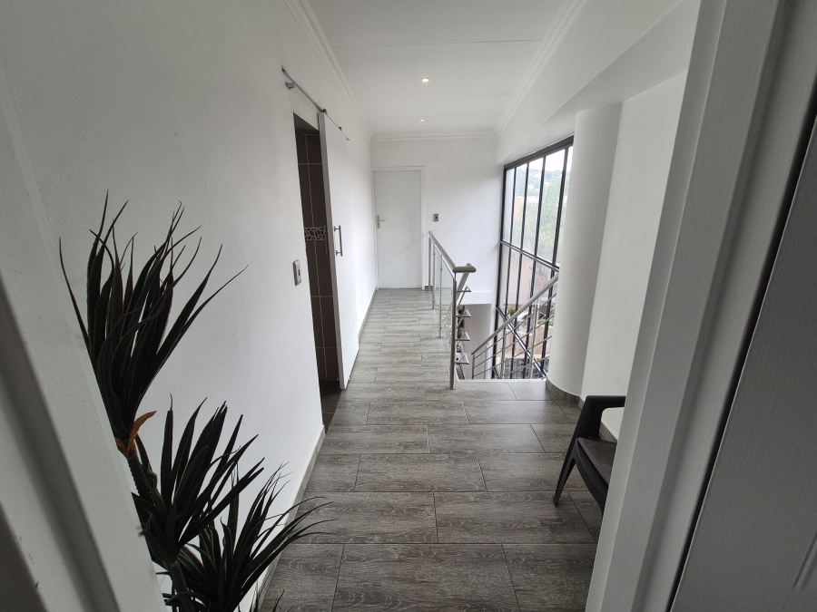 2 Bedroom Property for Sale in Bassonia Gauteng