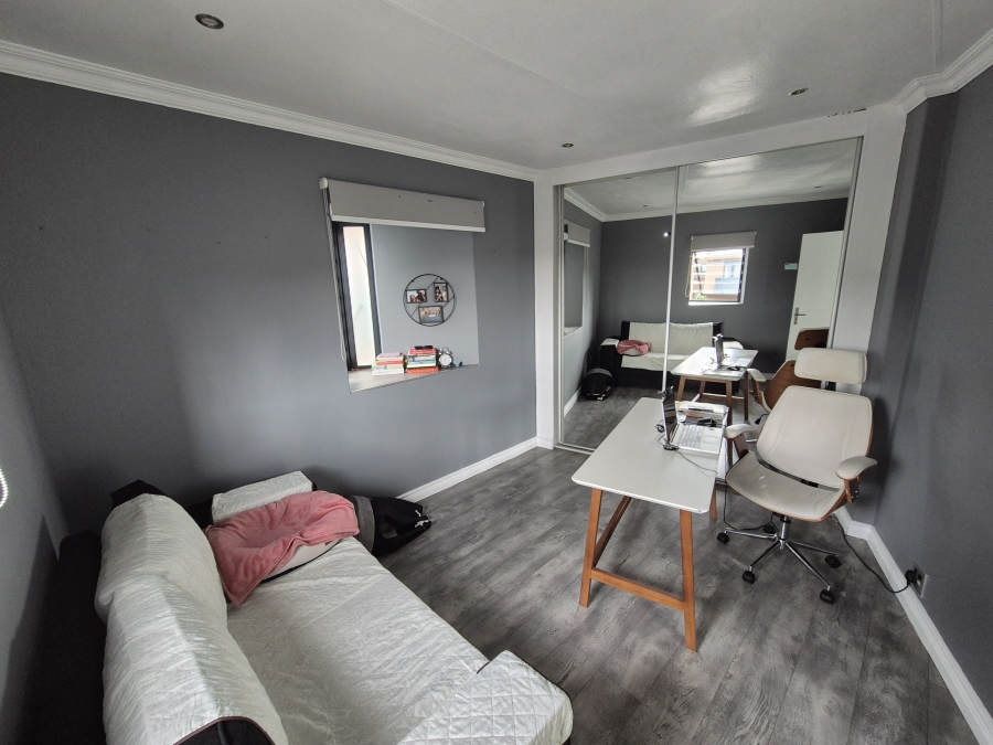 2 Bedroom Property for Sale in Bassonia Gauteng