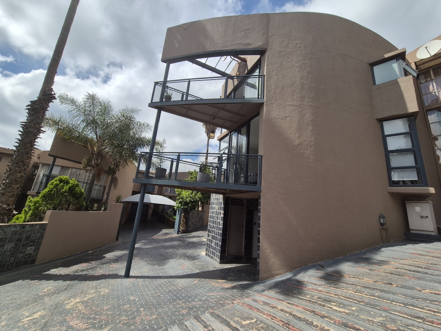 2 Bedroom Property for Sale in Bassonia Gauteng