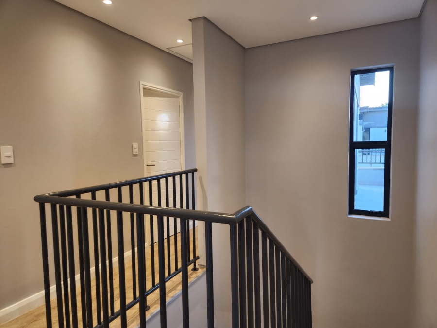 To Let 3 Bedroom Property for Rent in Bedfordview Gauteng