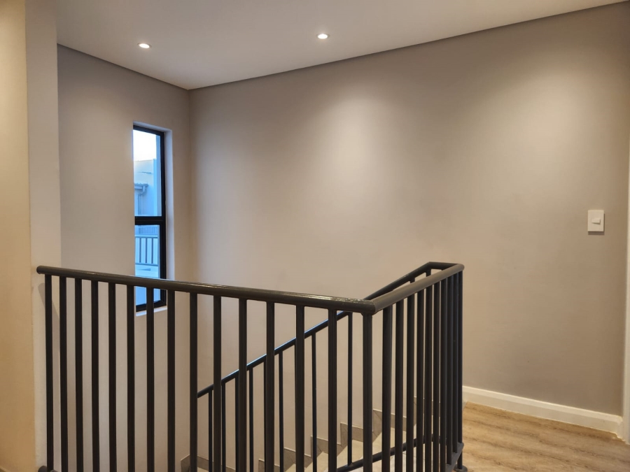 To Let 3 Bedroom Property for Rent in Bedfordview Gauteng