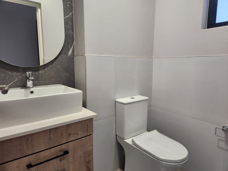 To Let 3 Bedroom Property for Rent in Bedfordview Gauteng