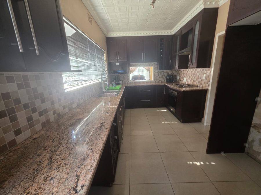 To Let 3 Bedroom Property for Rent in Dawn Park Gauteng