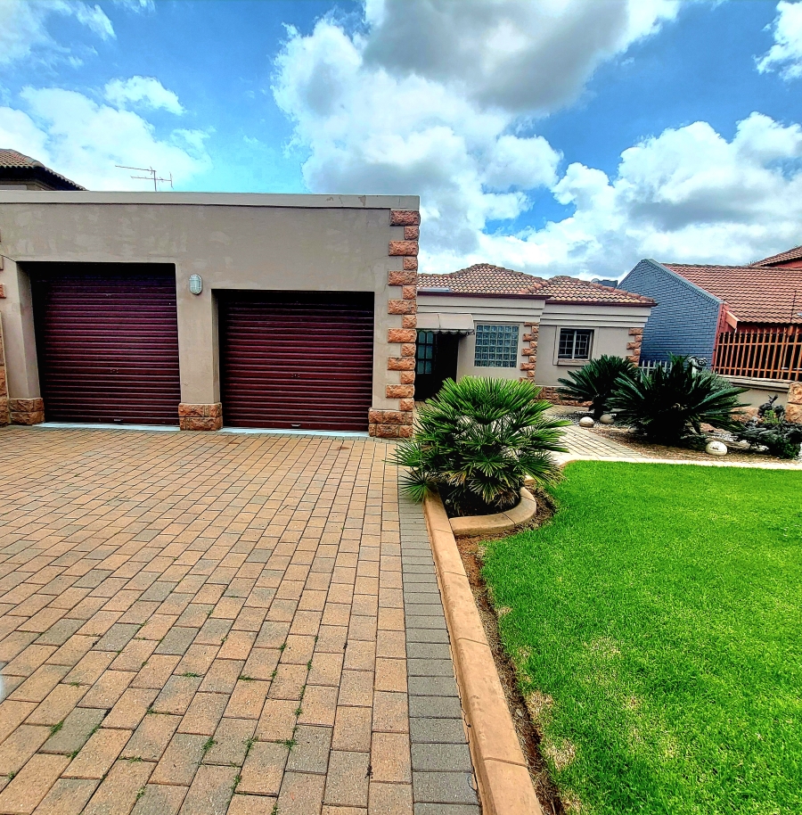 3 Bedroom Property for Sale in Clearwater Estate Gauteng