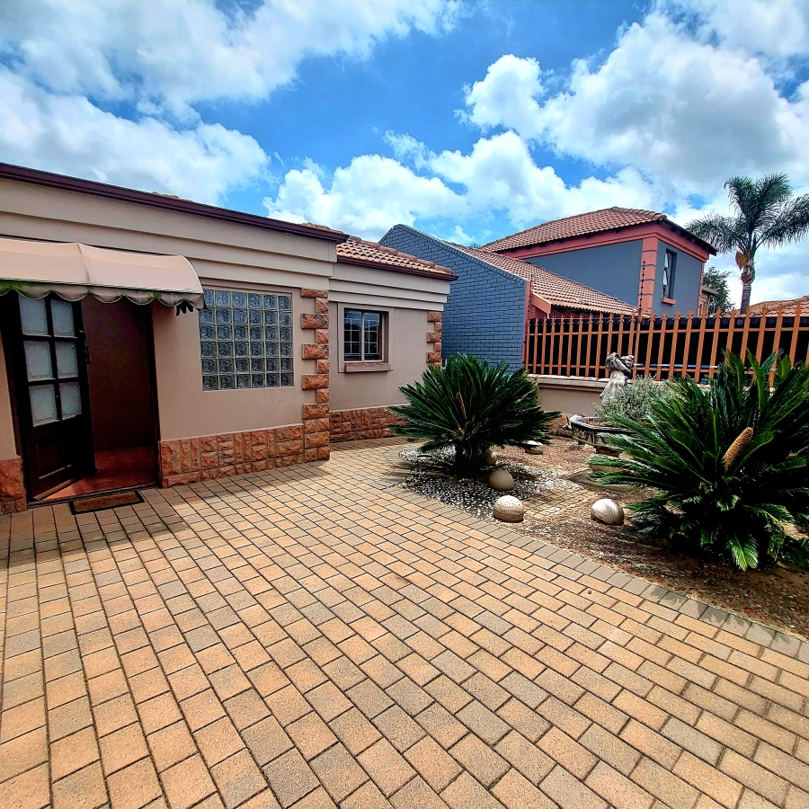 3 Bedroom Property for Sale in Clearwater Estate Gauteng