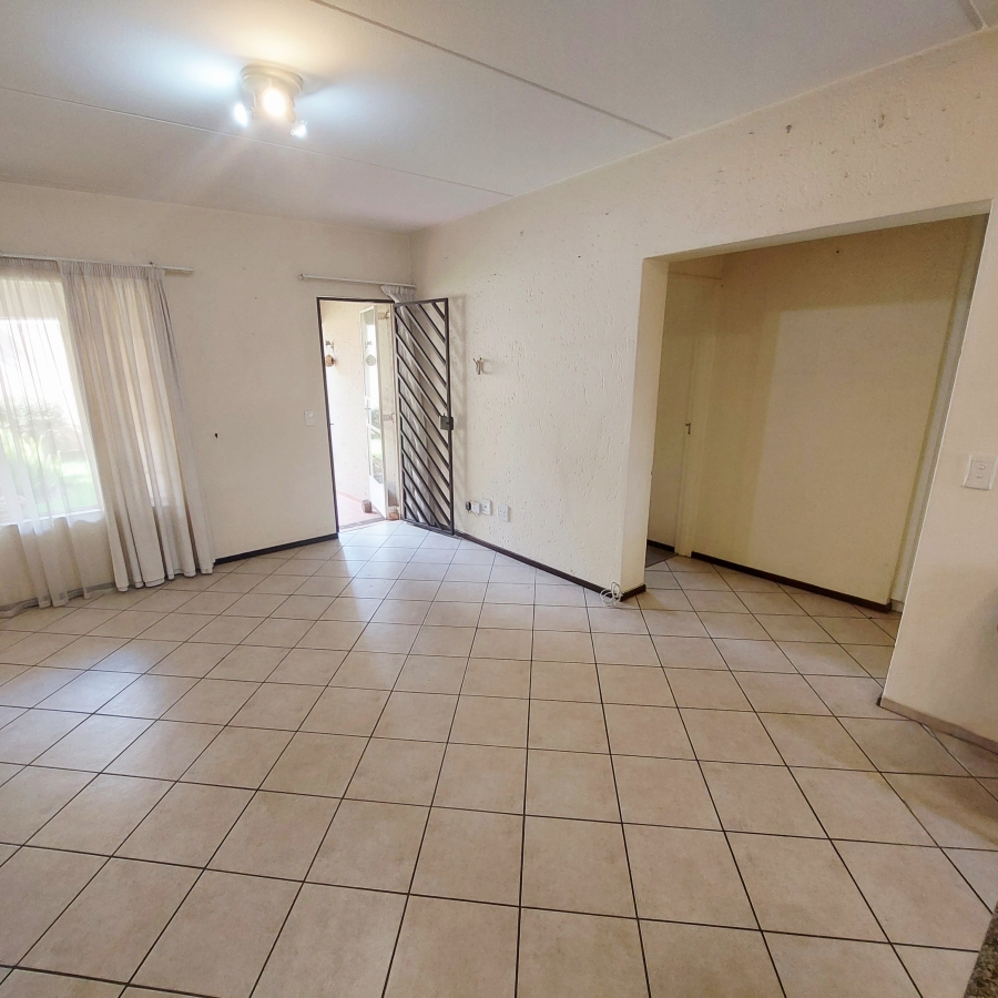 2 Bedroom Property for Sale in Brentwood Gauteng