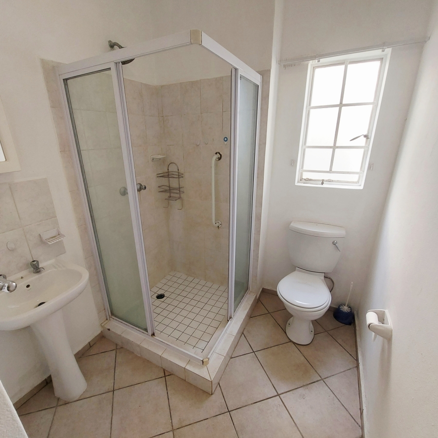 2 Bedroom Property for Sale in Brentwood Gauteng