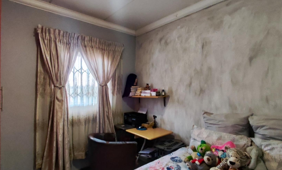 2 Bedroom Property for Sale in Dawn Park Gauteng