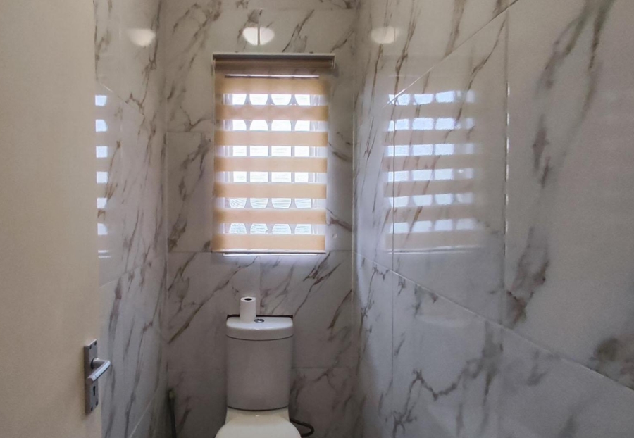 2 Bedroom Property for Sale in Dawn Park Gauteng