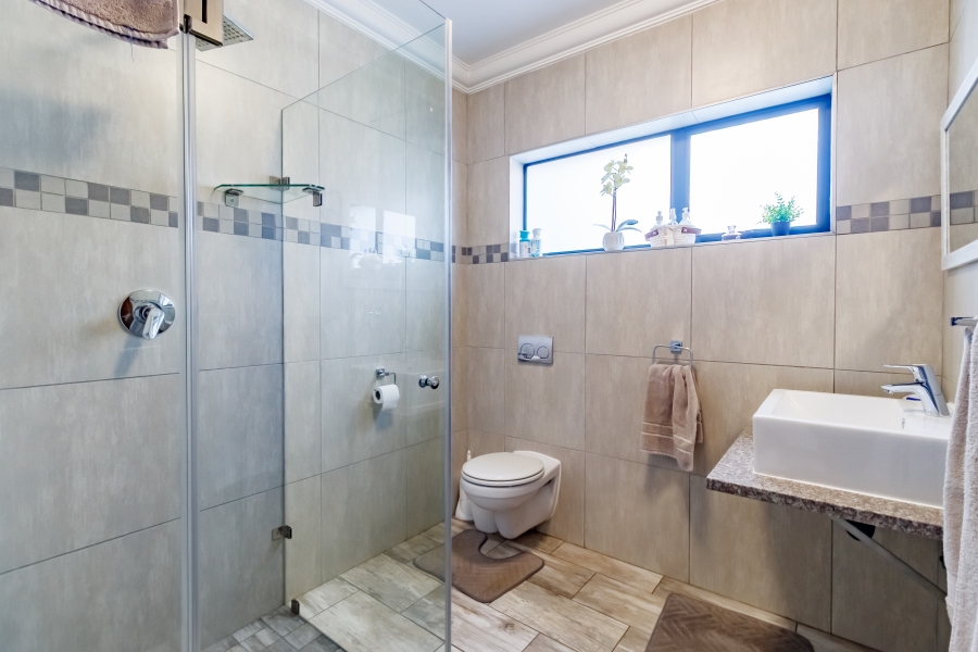 4 Bedroom Property for Sale in Midstream Ridge Gauteng