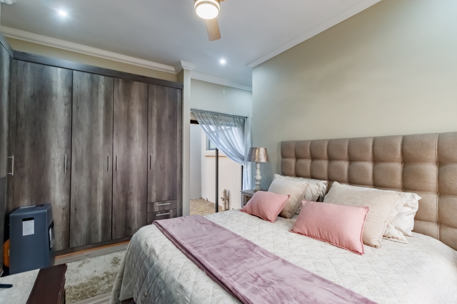 4 Bedroom Property for Sale in Midstream Ridge Gauteng