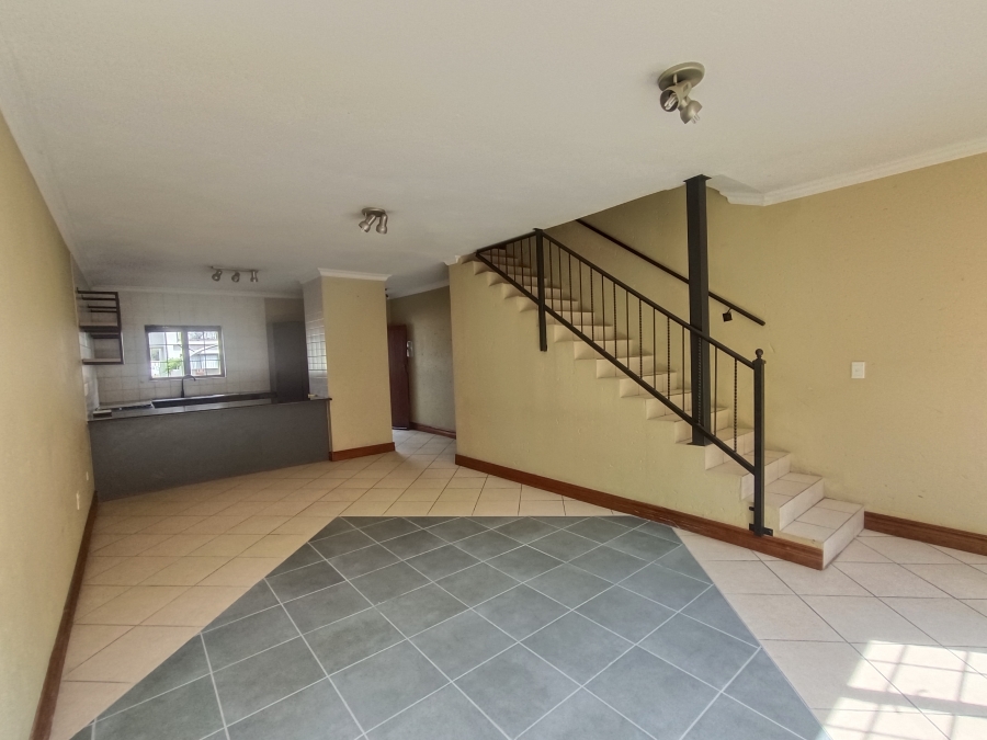 2 Bedroom Property for Sale in Zwartkop Gauteng