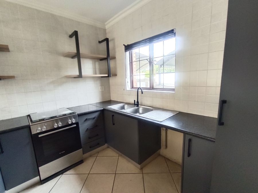 2 Bedroom Property for Sale in Zwartkop Gauteng