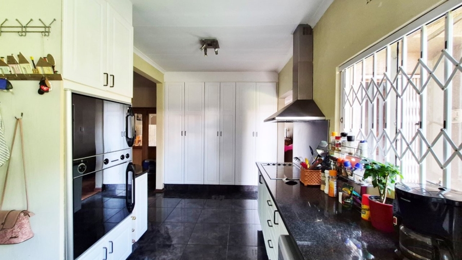 To Let 3 Bedroom Property for Rent in Eden Glen Gauteng