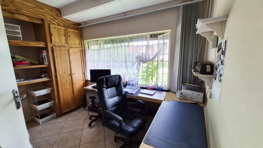 To Let 3 Bedroom Property for Rent in Eden Glen Gauteng