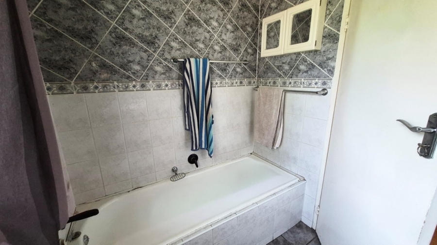 To Let 3 Bedroom Property for Rent in Eden Glen Gauteng