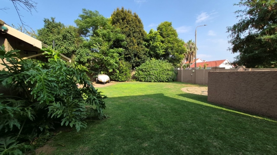 To Let 3 Bedroom Property for Rent in Eden Glen Gauteng