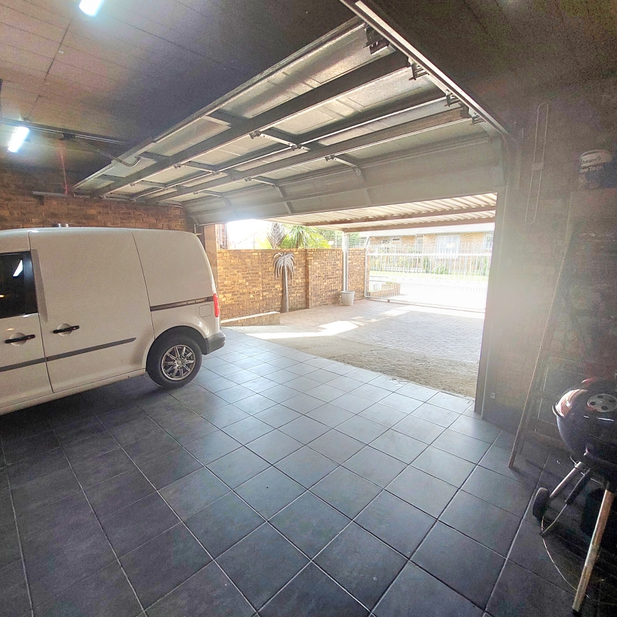 3 Bedroom Property for Sale in Impala Park Gauteng