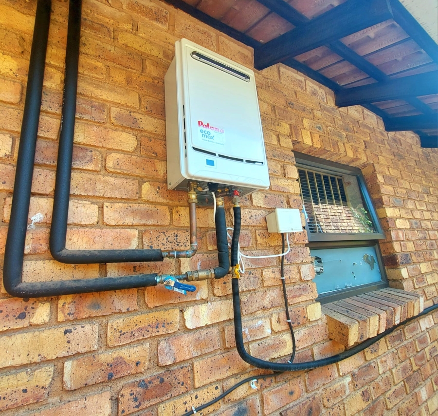 3 Bedroom Property for Sale in Impala Park Gauteng