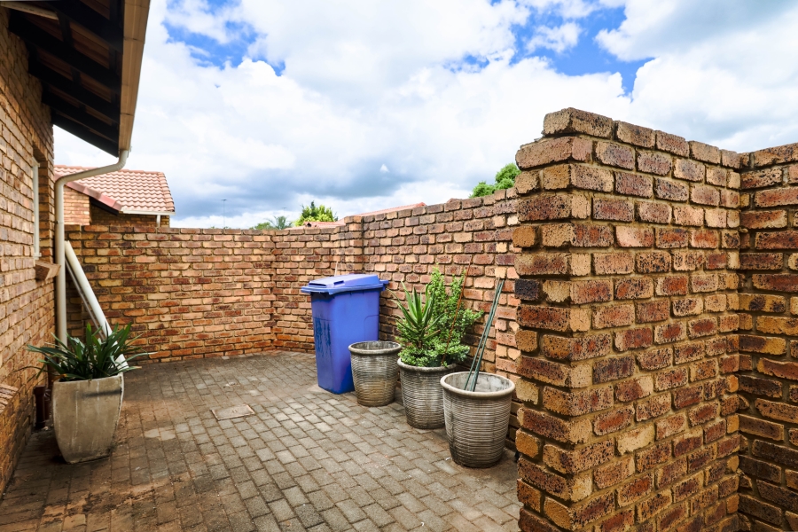 3 Bedroom Property for Sale in Pierre Van Ryneveld Gauteng
