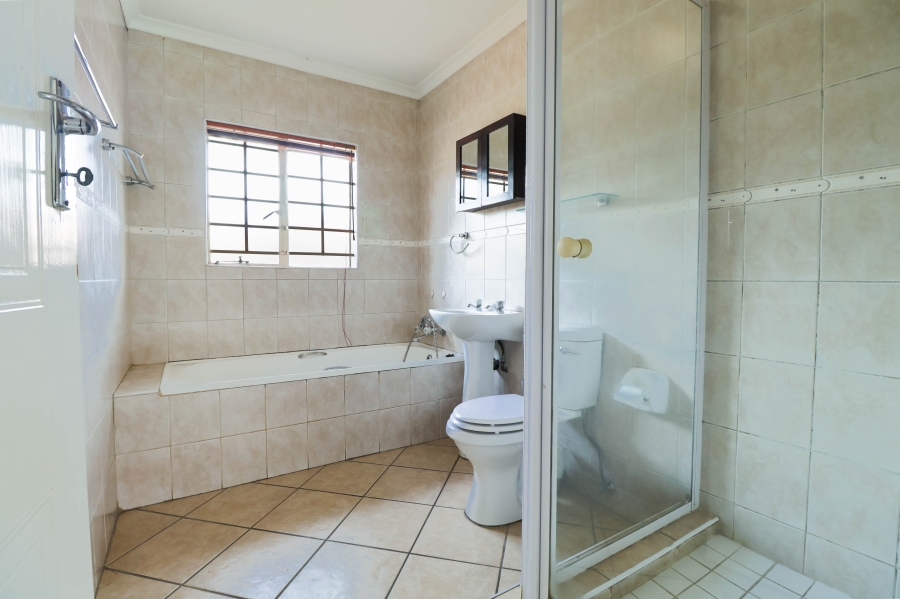 3 Bedroom Property for Sale in Pierre Van Ryneveld Gauteng