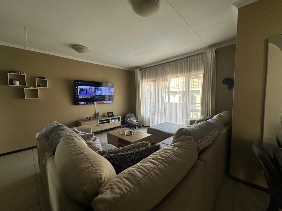 2 Bedroom Property for Sale in Meyersdal Gauteng