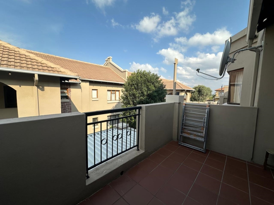 2 Bedroom Property for Sale in Meyersdal Gauteng