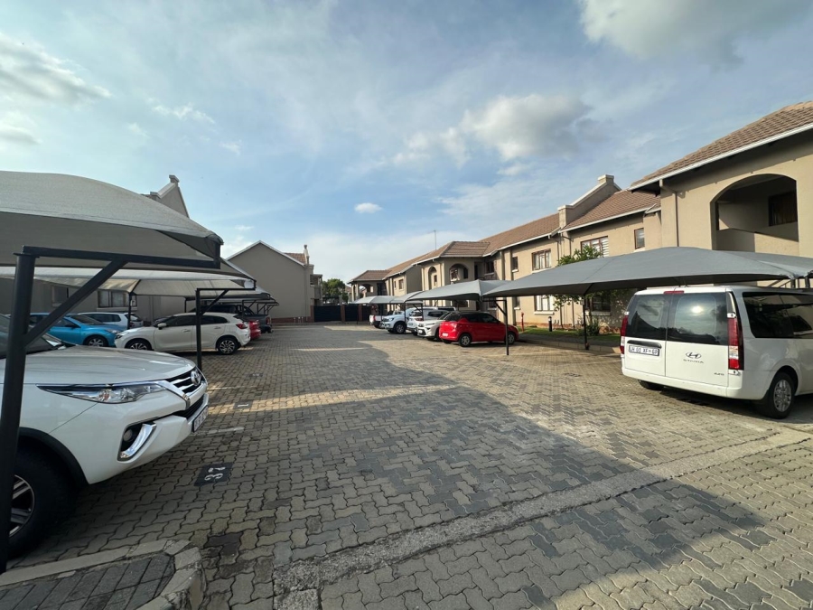 2 Bedroom Property for Sale in Meyersdal Gauteng