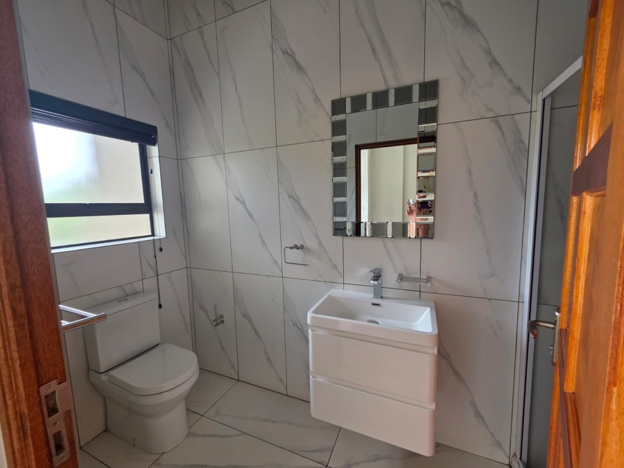 To Let 4 Bedroom Property for Rent in La Como Lifestyle Estate Gauteng