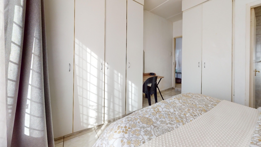 To Let 2 Bedroom Property for Rent in Kleinfontein Gauteng