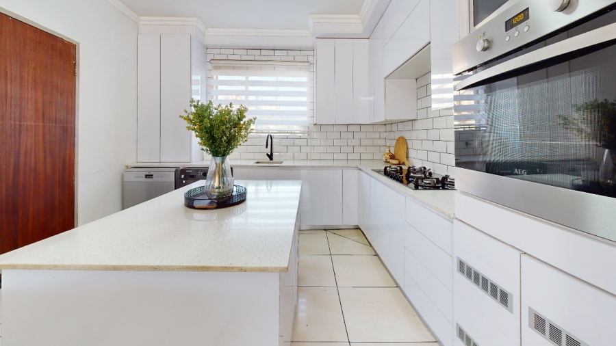 To Let 2 Bedroom Property for Rent in Kleinfontein Gauteng