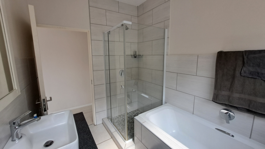 3 Bedroom Property for Sale in North Riding Gauteng