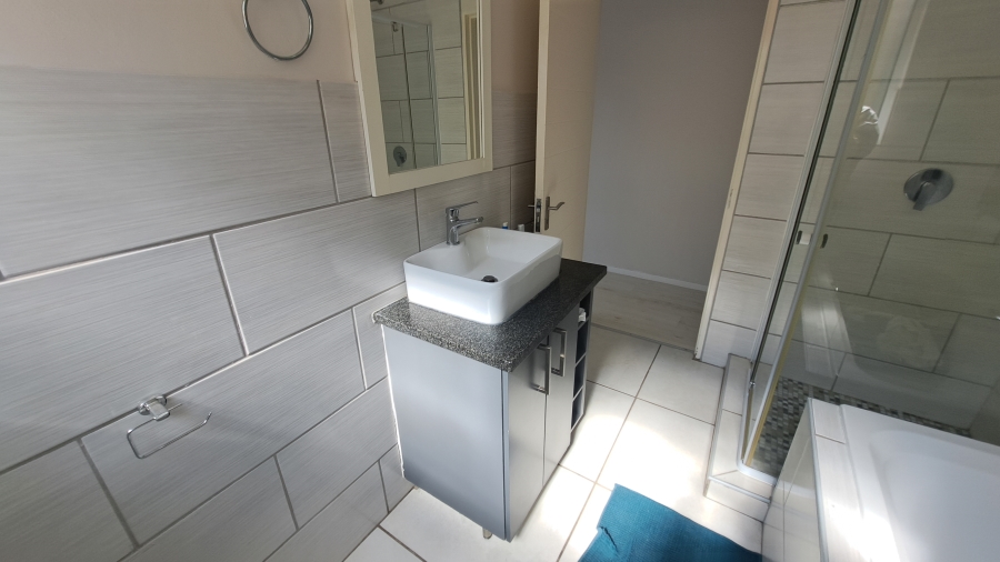 3 Bedroom Property for Sale in North Riding Gauteng