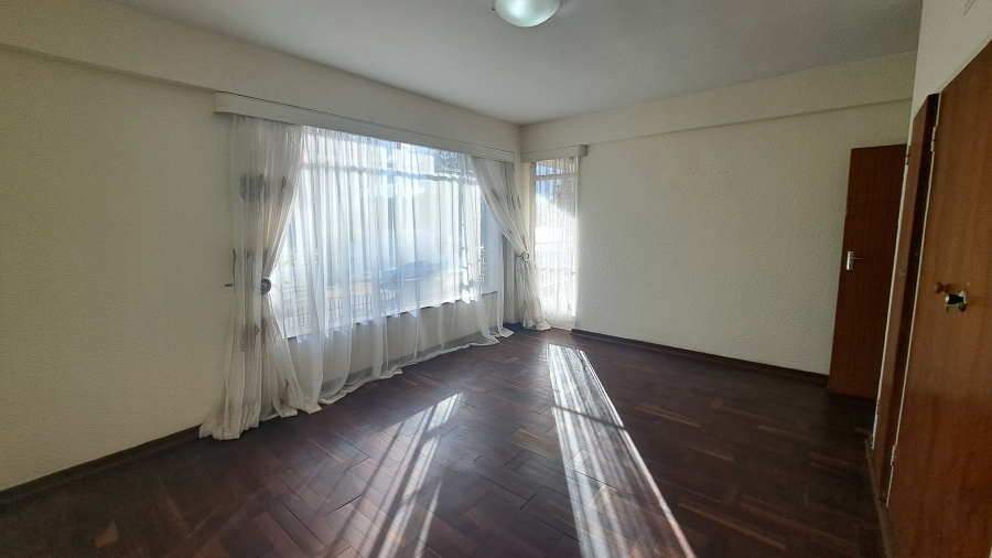 2 Bedroom Property for Sale in Florida Lake Gauteng