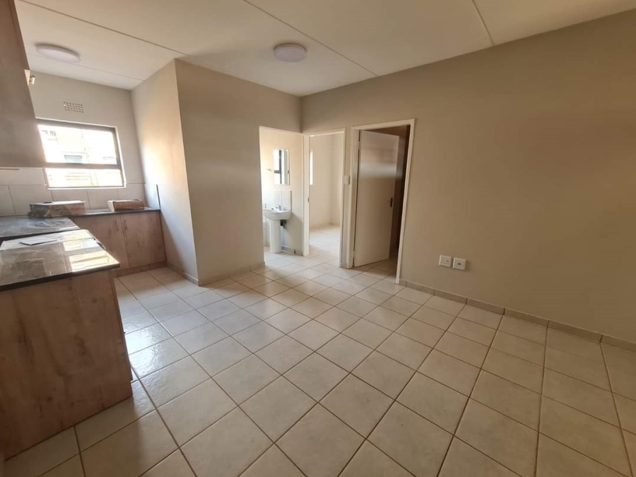 2 Bedroom Property for Sale in Kenleaf Gauteng