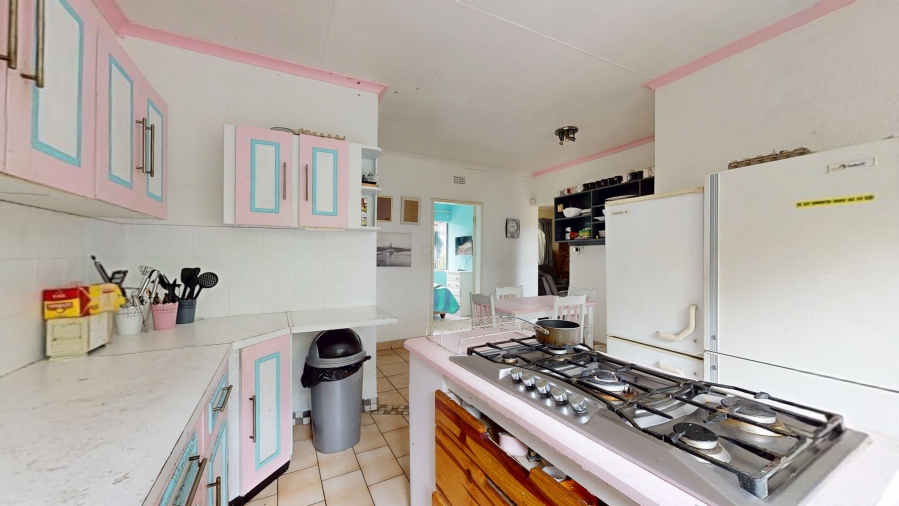 3 Bedroom Property for Sale in Crystal Park Gauteng