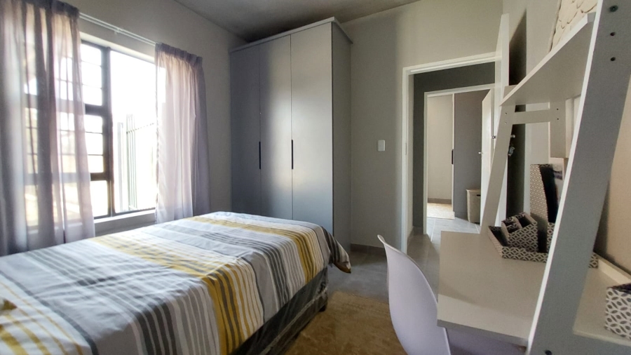 2 Bedroom Property for Sale in Lotus Gardens Gauteng