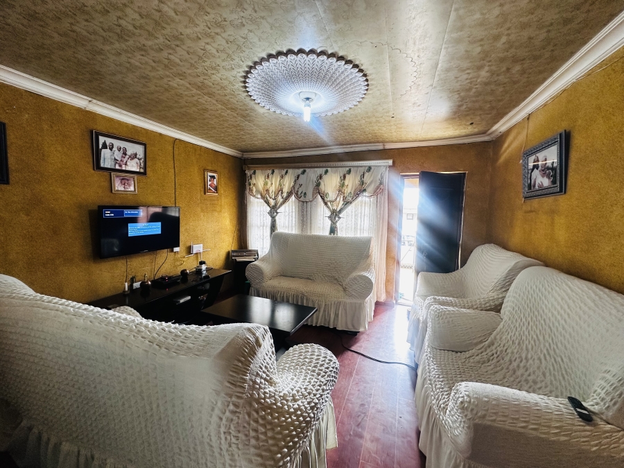 2 Bedroom Property for Sale in Tsakane Ext 15 Gauteng