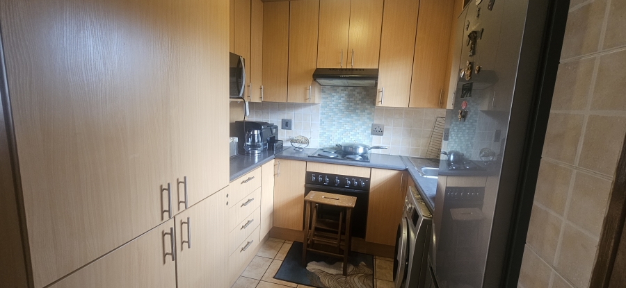 2 Bedroom Property for Sale in Rembrandt Park Gauteng