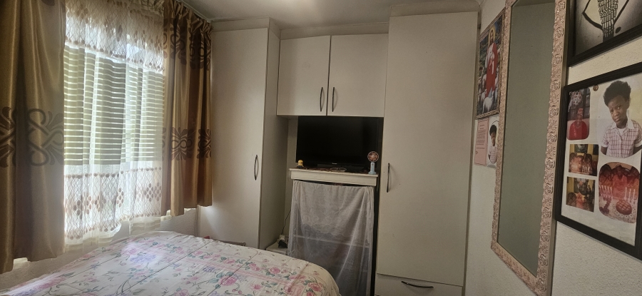 2 Bedroom Property for Sale in Rembrandt Park Gauteng