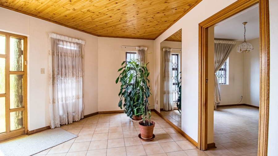 5 Bedroom Property for Sale in Bruma Gauteng