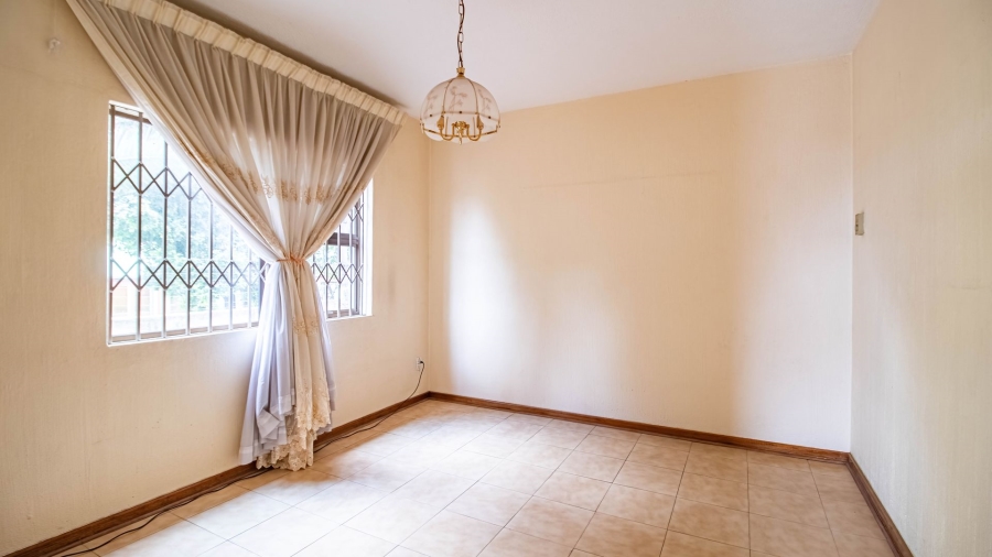 5 Bedroom Property for Sale in Bruma Gauteng